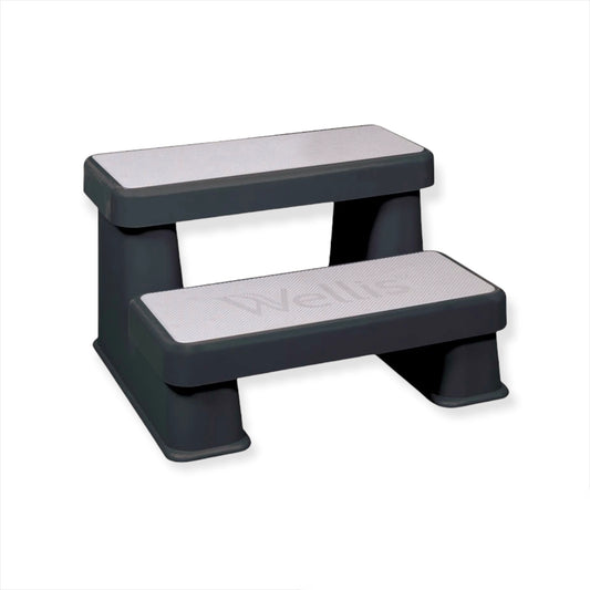 Whirlpooltreppe mit Wellis Logo